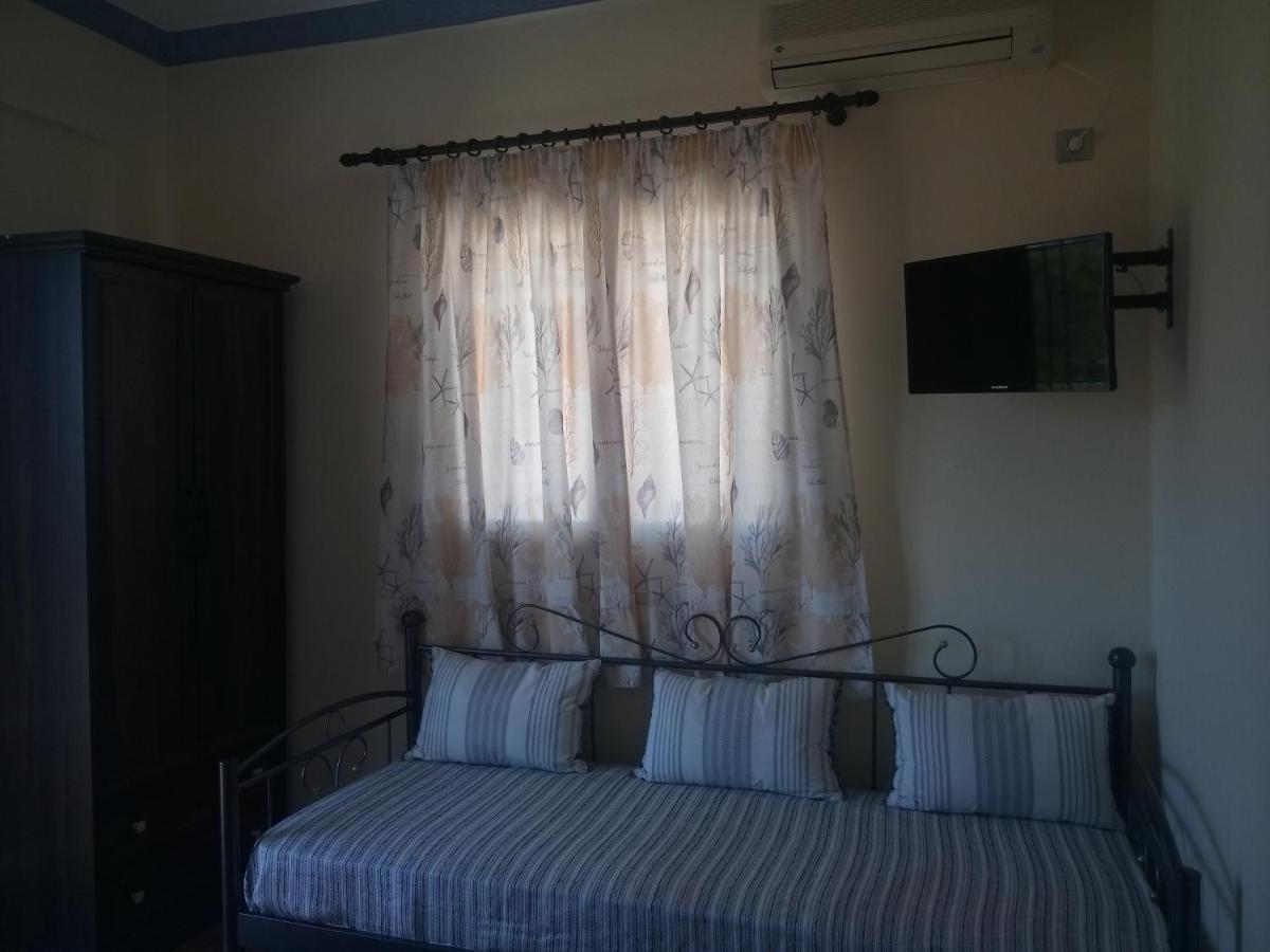 פורני איקריאס Studios Eftichia מראה חיצוני תמונה